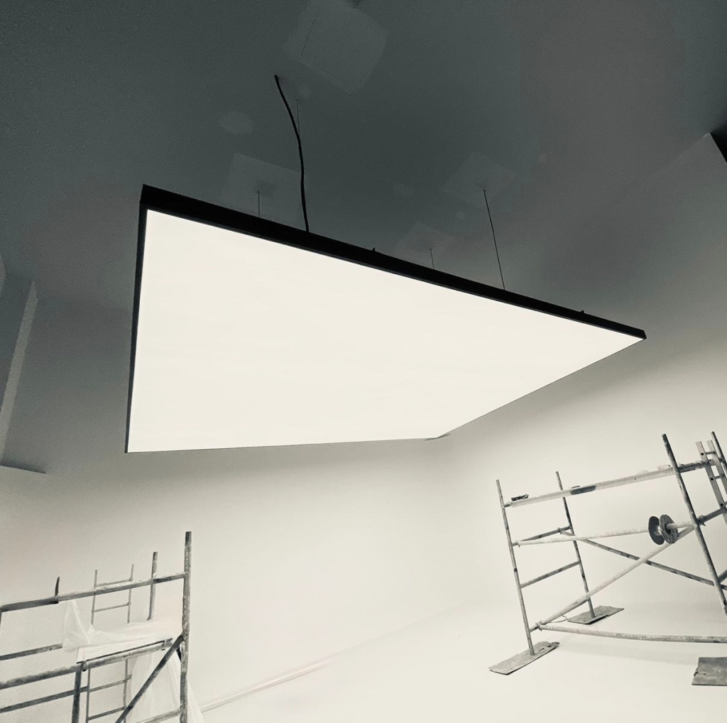Suspended luminous ceiling panel using a translucent stretch membrane to create soft and uniform architectural lighting. Suspended luminous ceiling panel using a translucent stretch membrane to create soft and uniform architectural lighting.